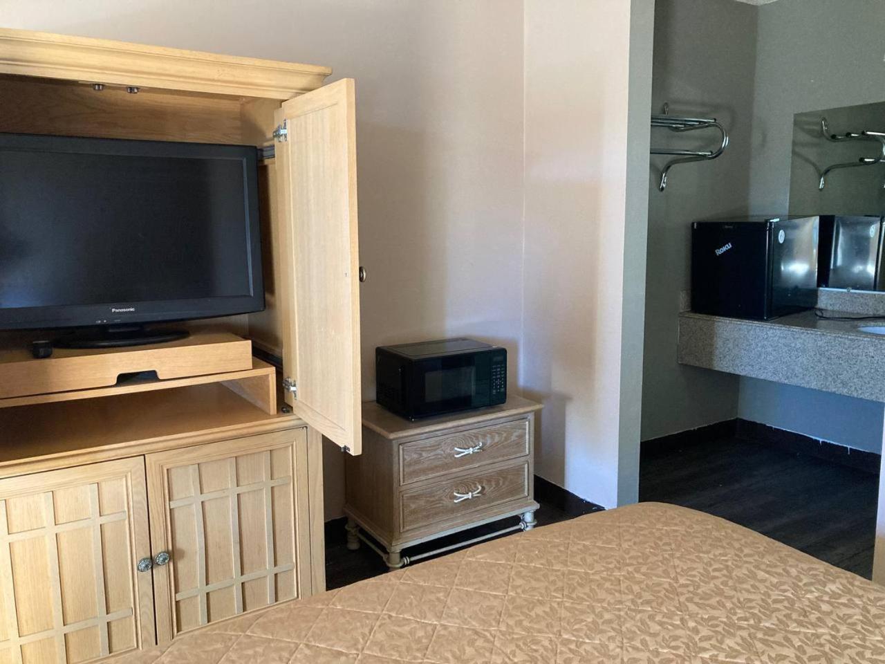 Tree Inn & Suites Albuquerque Ngoại thất bức ảnh